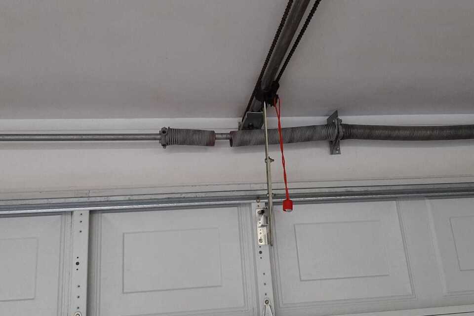 When Should Garage Springs Be Replaced at Home?